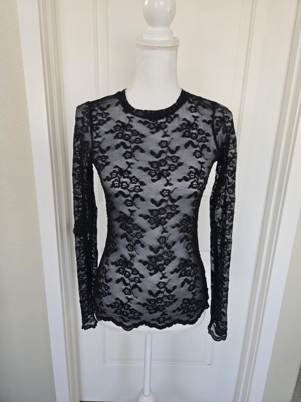 CAbi Long Sleeve Lace Top